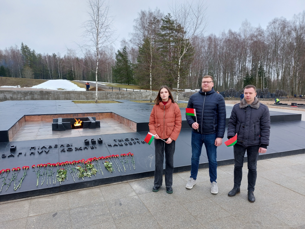 Хатынь_БРСМ (3).jpg