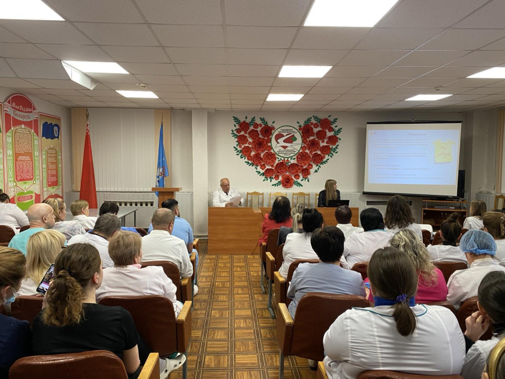 16 января представители Совета работающей молодежи .jpg